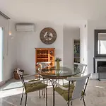Apartamento Comfy 2br, 2bathroom, Parking, Pool, Sea Views, Elviria Alta