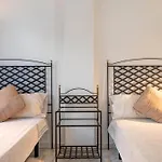 Apartamento Comfy 2br, 2bathroom, Parking, Pool, Sea Views, Elviria Alta