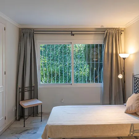 Apartment Comfy 2br, 2bathroom, Parking, Pool, Sea Views, Elviria Alta